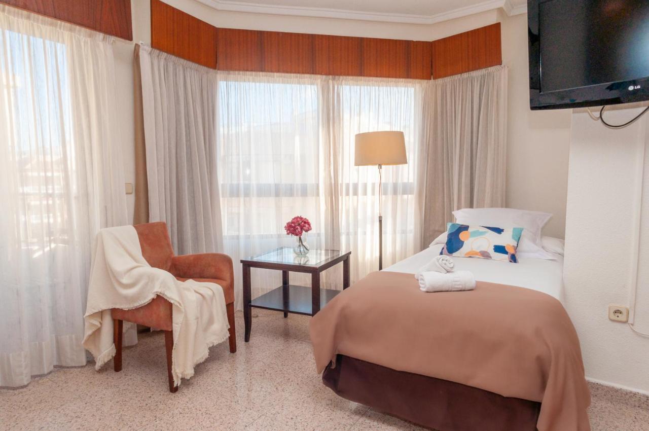 伊甸园月酒店 瓜尔达马尔·德尔·塞古拉 客房 照片